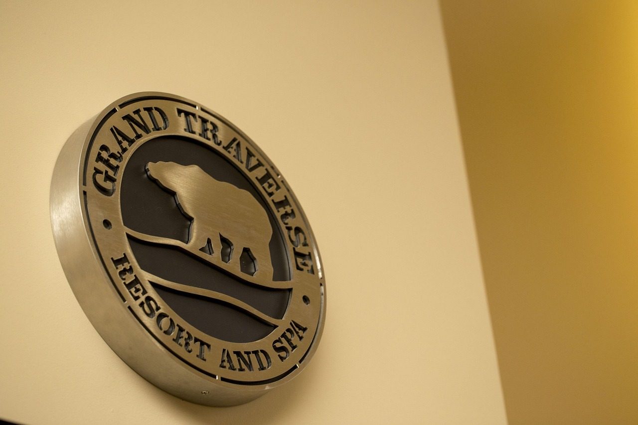 grand traverse resort and spa, traverse city, sleeping bear dunes, sign, michigan, great lakes, hotel, brown sleep, brow